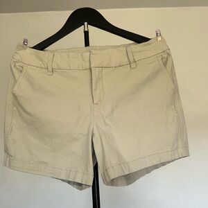 Hannah Women's Tan Shorts